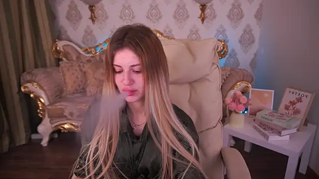 Snapshot of Lili_Danger chatting on 2, 12, 2024 Lili Danger online show from 2, 12, 2024