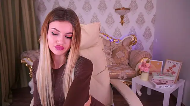 Snapshot of Lili_Danger chatting on 11, 12, 2024 Lili Danger online show from 11, 12, 2024