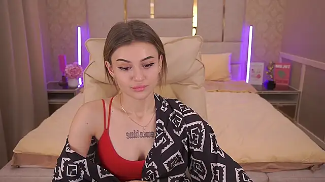 Snapshot of Lili_Danger chatting on 18, 1, 2025 Lili Danger online show from 18, 1, 2025