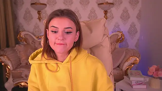 Snapshot of Lili_Danger chatting on 5, 2, 2025 Lili Danger online show from 5, 2, 2025