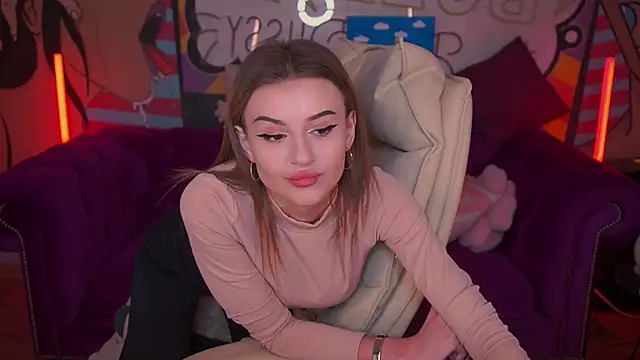 Snapshot of Lili_Danger chatting on 7, 2, 2025 Lili Danger online show from 7, 2, 2025