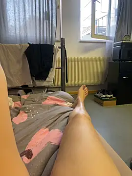 LoveNBloom online show from 25, 6, 2026