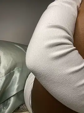 Snapshot of _yisela_ chatting on 19, 3, 2026 yisela online show from 19, 3, 2026