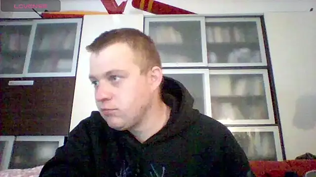 Matttthees online show from 2, 11, 2025