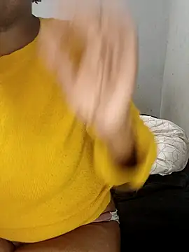 BeejayLoverxx online show from 3, 10, 2025