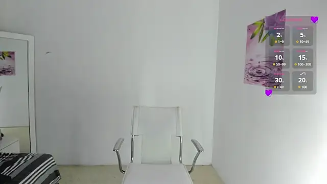 Snapshot of AlmaSean chatting on 14, 12, 2024 AlmaSean online show from 14, 12, 2024