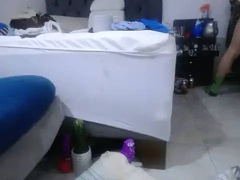 Snapshot of angellsexx20 chatting on 8, 2, 2025 angellsexx20 online show from 8, 2, 2025