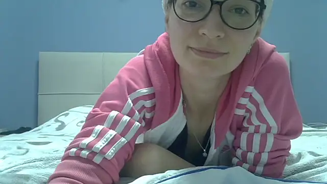 Ashleyspice online show from 9, 4, 2026