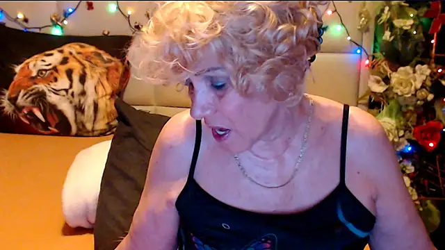 HappyWomanOn online show from 17, 2, 2026