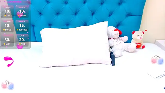 Snapshot of Nayla_Garner chatting on 16, 10, 2025 Nayla Garner online show from 16, 10, 2025