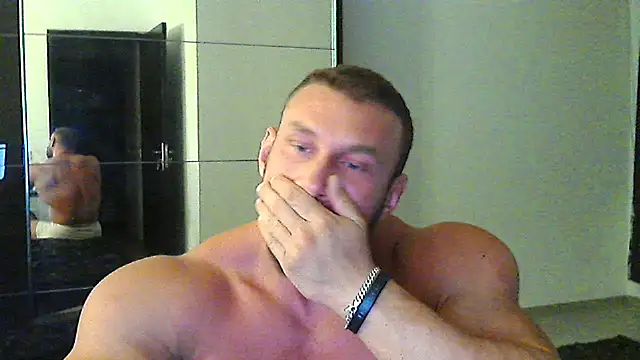 muscularkevin online show from 8, 9, 2025