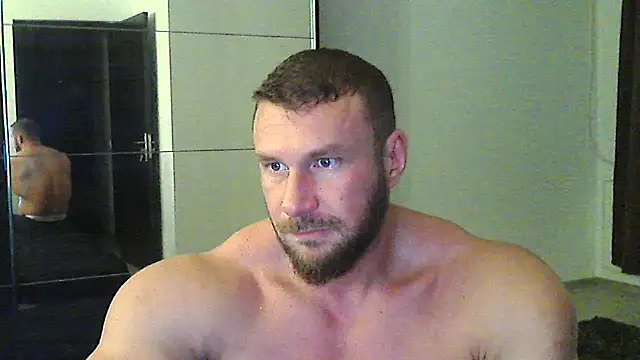 muscularkevin online show from 8, 11, 2025