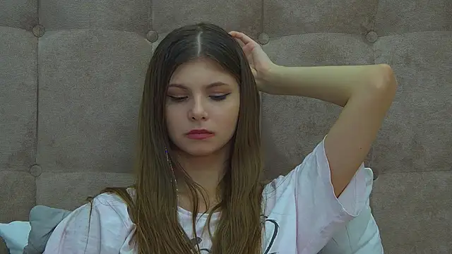 AudreyBarlow online show from 8, 2, 2025