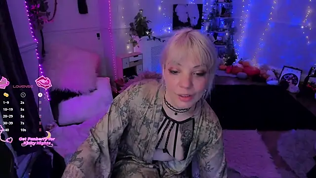 AliceW0lf online show from 29, 11, 2025