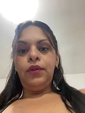 Snapshot of Kataliina chatting on 11, 3, 2025 Kataliina online show from 11, 3, 2025