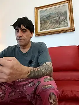 Snapshot of Elnonoykeila77 chatting on 28, 3, 2026 Elnonoykeila77 online show from 28, 3, 2026