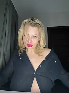 Evellyn online show from 9, 2, 2025