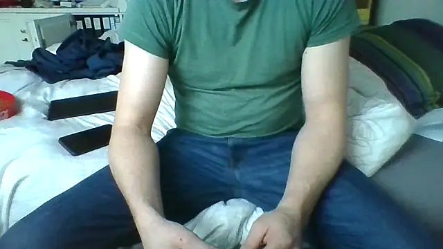 Snapshot of MmaxX004 chatting on 23, 2, 2025 MmaxX004 online show from 23, 2, 2025