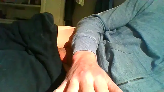 Snapshot of MmaxX004 chatting on 12, 3, 2025 MmaxX004 online show from 12, 3, 2025