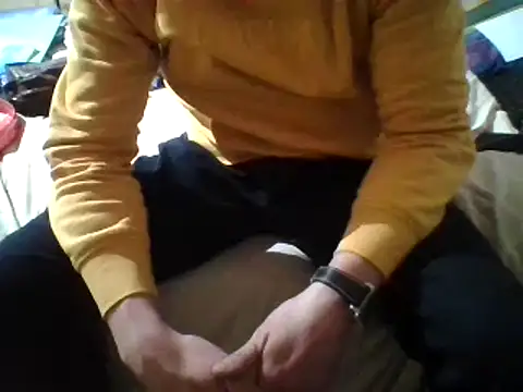 Snapshot of MmaxX004 chatting on 20, 3, 2025 MmaxX004 online show from 20, 3, 2025