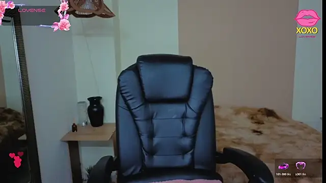 AnisiaFarina online show from 3, 12, 2025