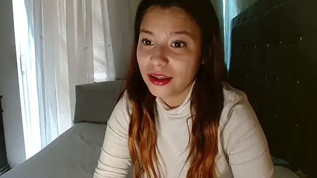 Snapshot of 3littleschoolteens chatting on 17, 4, 2026 3littleschoolteens online show from 17, 4, 2026