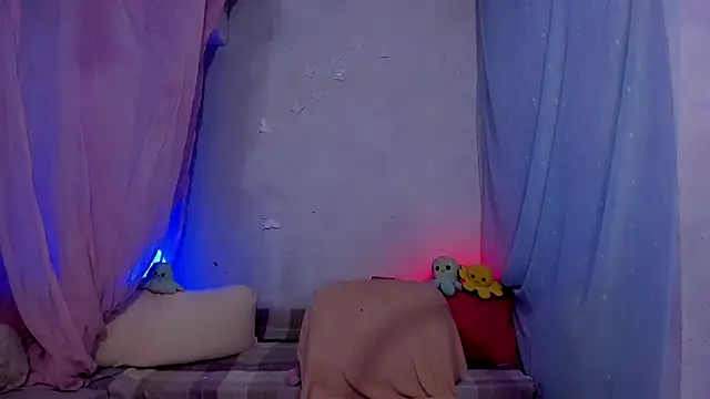 LickLizzy online show from 17, 1, 2025
