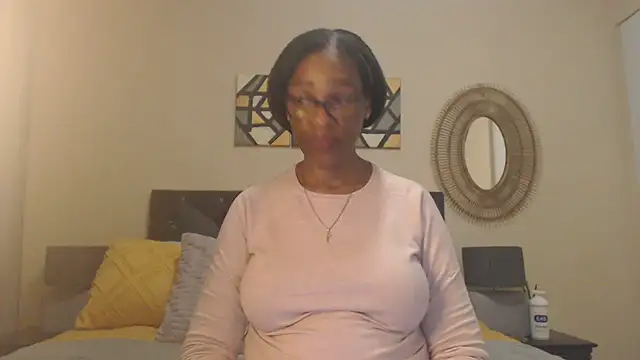 Creamyass22 online show from 24, 6, 2026