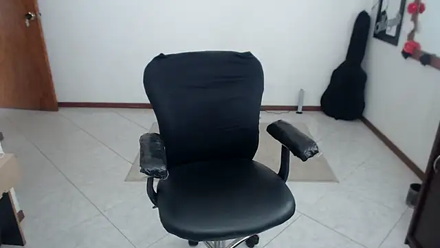 charlottezoe15 online show from 4, 3, 2026