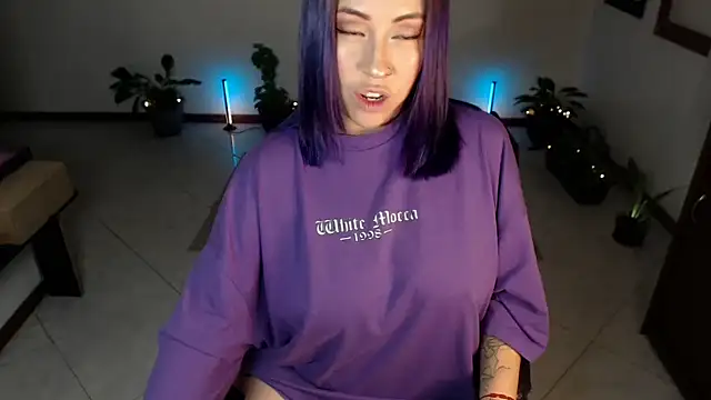 charlottezoe15 online show from 23, 6, 2026