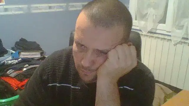 manubm03 online show from 2, 12, 2025