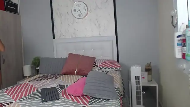 Sofia Blosom online show from 31, 1, 2025