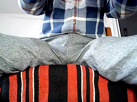 Snapshot of manan28 chatting on 19, 9, 2025 manan28 online show from 19, 9, 2025