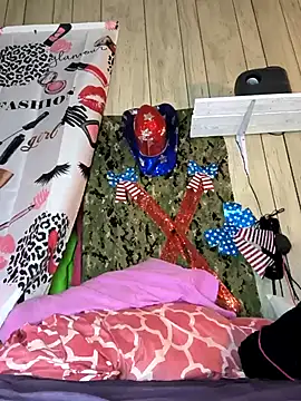 davisdesiresxh online show from 25, 2, 2025