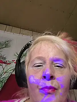 davisdesiresxh online show from 5, 1, 2026