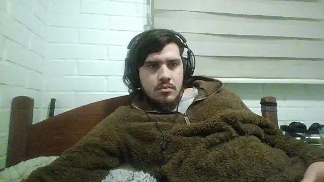 hung weeb online show from 26, 7, 2026