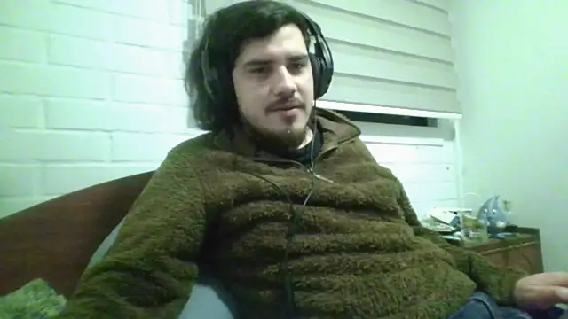 hung weeb online show from 28, 7, 2026