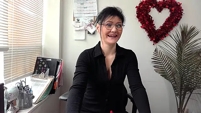 Snapshot of City_Kat chatting on 15, 1, 2025 City Kat online show from 15, 1, 2025