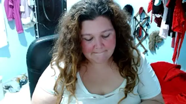 squirt322bbw online show from 2, 12, 2025