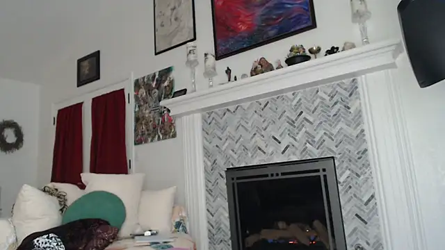 Snapshot of AuroraWillows chatting on 6, 3, 2025 AuroraWillows online show from 6, 3, 2025