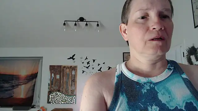 Snapshot of AuroraWillows chatting on 16, 11, 2025 AuroraWillows online show from 16, 11, 2025