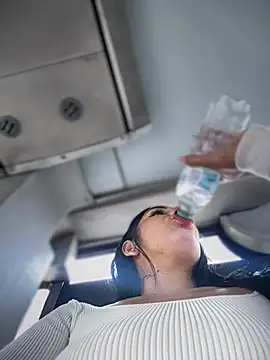   IRIS   online show from 9, 4, 2026