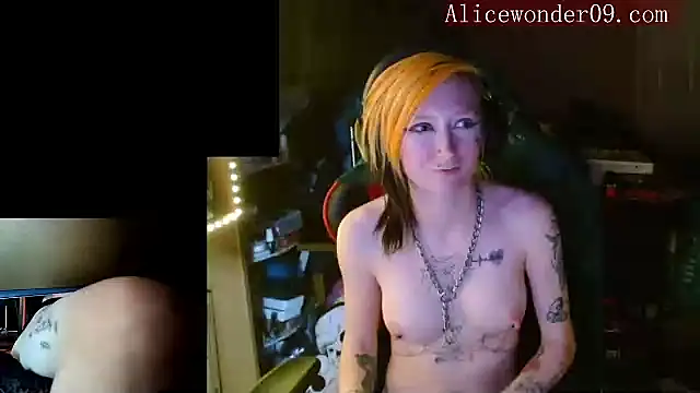 Snapshot of alicewonder09 chatting on 20, 12, 2024 alicewonder09 online show from 20, 12, 2024