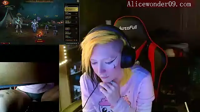 Snapshot of alicewonder09 chatting on 22, 12, 2024 alicewonder09 online show from 22, 12, 2024