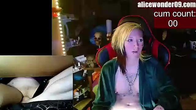 Snapshot of alicewonder09 chatting on 6, 1, 2025 alicewonder09 online show from 6, 1, 2025