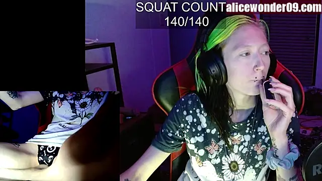 Snapshot of alicewonder09 chatting on 21, 9, 2025 alicewonder09 online show from 21, 9, 2025