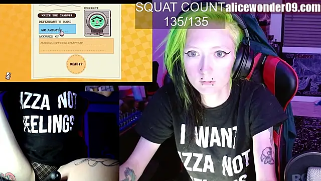 Snapshot of alicewonder09 chatting on 14, 10, 2025 alicewonder09 online show from 14, 10, 2025