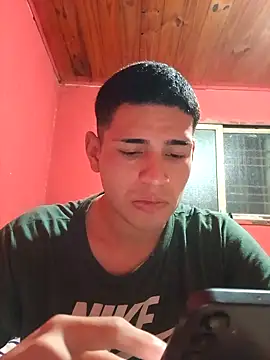 Snapshot of ynose2 chatting on 14, 9, 2025 ynose2 online show from 14, 9, 2025