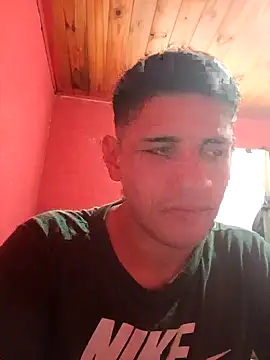 Snapshot of ynose2 chatting on 7, 10, 2025 ynose2 online show from 7, 10, 2025