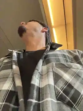 Snapshot of Bbyboyivan chatting on 5, 1, 2025 Bbyboyivan online show from 5, 1, 2025